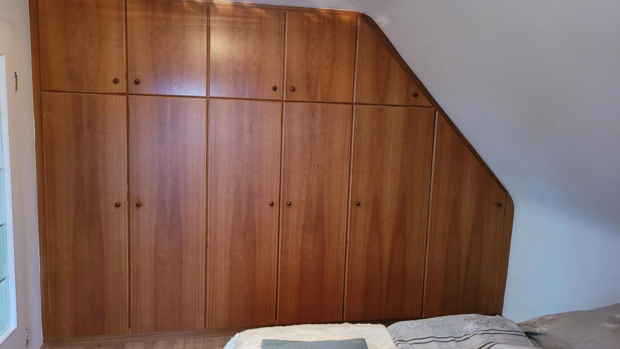B 40 Apartment *